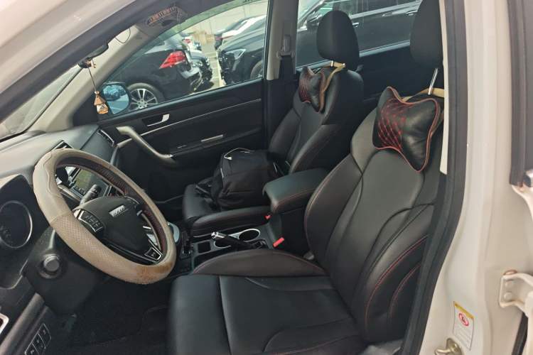 Used Haval H6 2015 Sport Edition 1.5T Automatic Two-Wheel Drive Luxury Model Left Front Seat