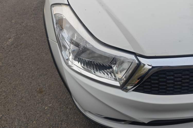 Used Suzuki SX4 2013 1.6L Automatic CoolRide Model Right Front Headlight