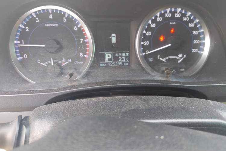 Used Toyota Highlander 2021 2.0T Four-Wheel Drive Elite Edition 7-Seater Odometer Close Up