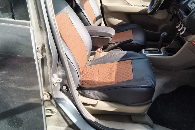 Used Everus S1 2014 1.3L Automatic Comfort Edition
