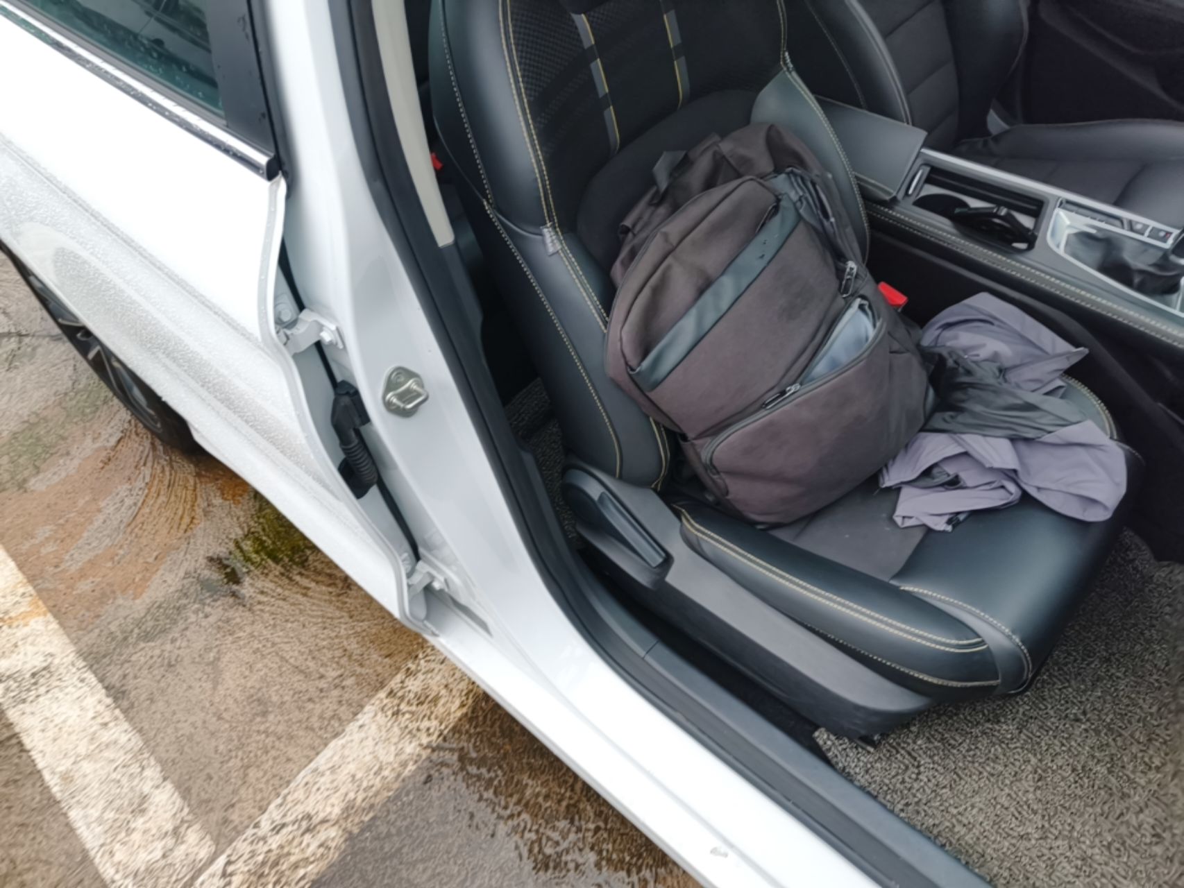 Geely Auto Binray 2021 1.4T CVT Asian Games Edition — снимка 19