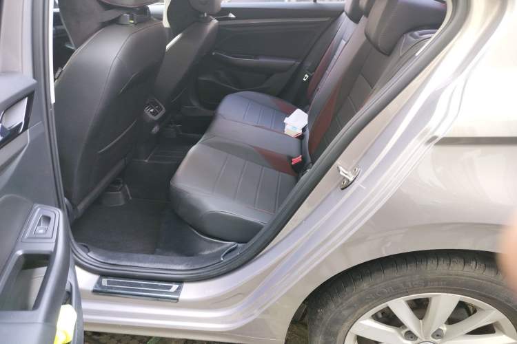 Used Volkswagen Bora 2020 280TSI DSG Elite Edition Left Rear Seat