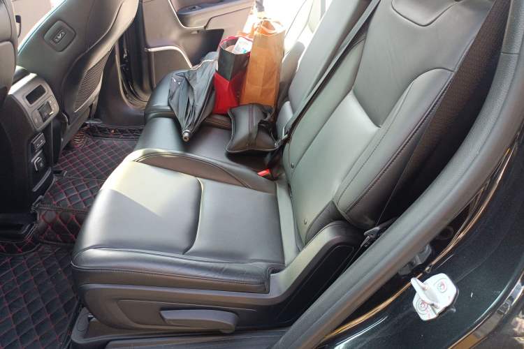 Used Jeep Grand Commander 2018 2.0T Four-Wheel Drive Premium Navigation Version China V
