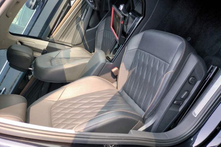 Used Volkswagen Passat 2021 330TSI Luxury Edition
