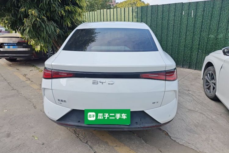 Used BYD e7 2025 Model 520 Smart Mobility Edition
