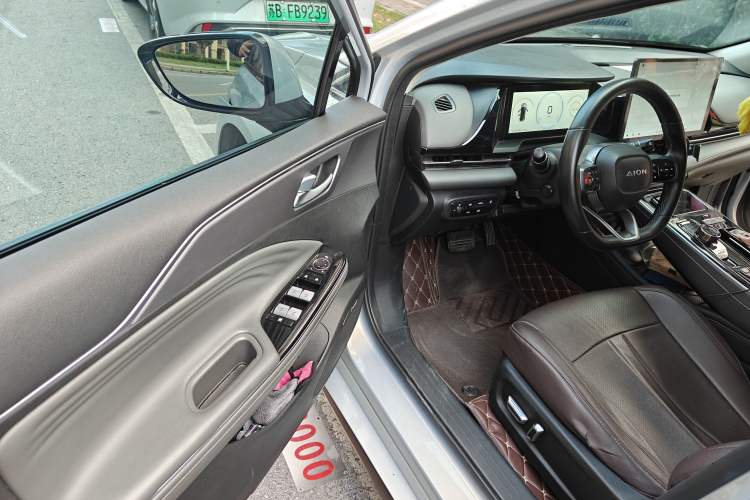 Used AION S Plus 2022 80 Tech Edition
