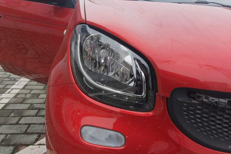 Used smart forfour 2016 1.0L 52 kW Dynamic Edition