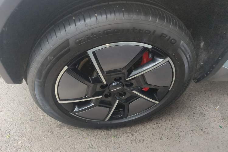 Used Formula Leopard Titanium 3 2025 501KM All-Wheel Drive Intelligent Driving Ultra Version