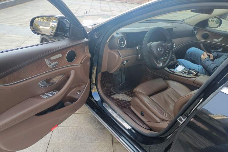 Used Mercedes-Benz E-Class 2016 E 200 L