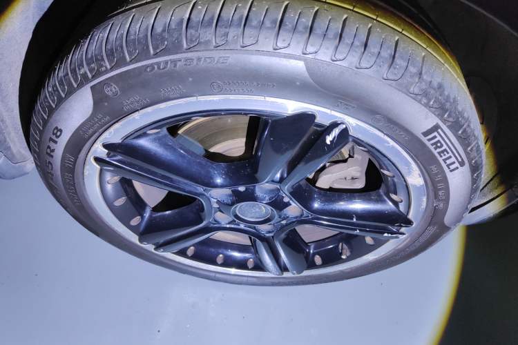 Used MINI Countryman 2014 1.6T COOPER S Right Front Wheel Hub