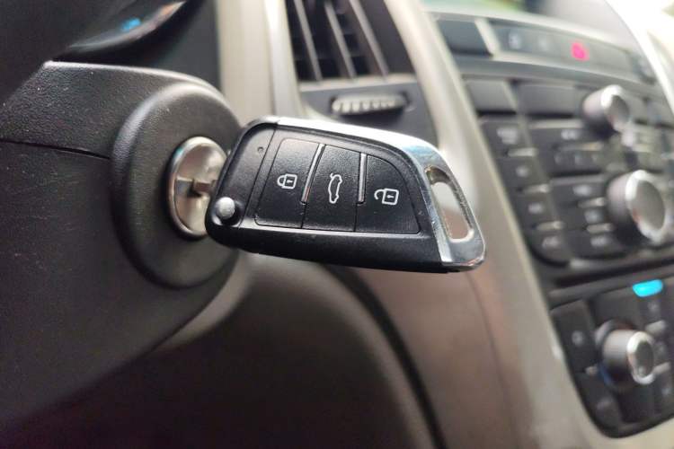 Used Buick GT 2014 XT 1.6L Automatic Comfort Edition Vehicle Key