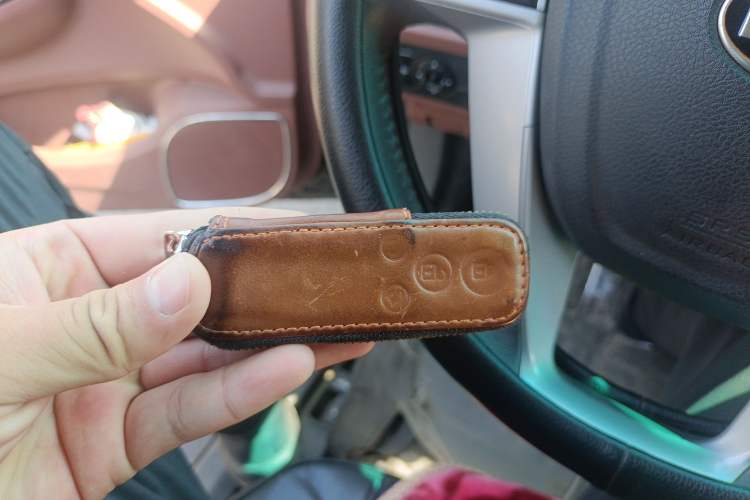 Used BYD Surui 2015 1.5L Automatic Comfort Edition
