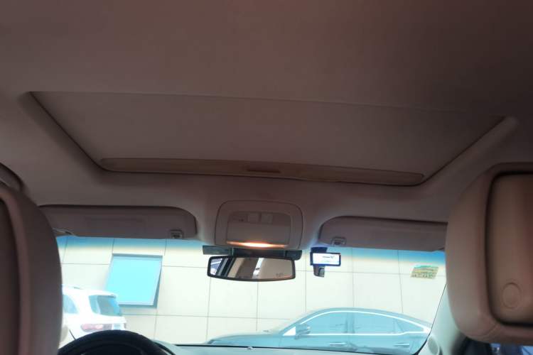 Used Roewe 950 2012 3.0L Flagship Edition
