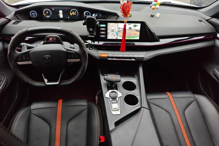 Used Changan UNI-V 2024 1.5T Prestige Edition