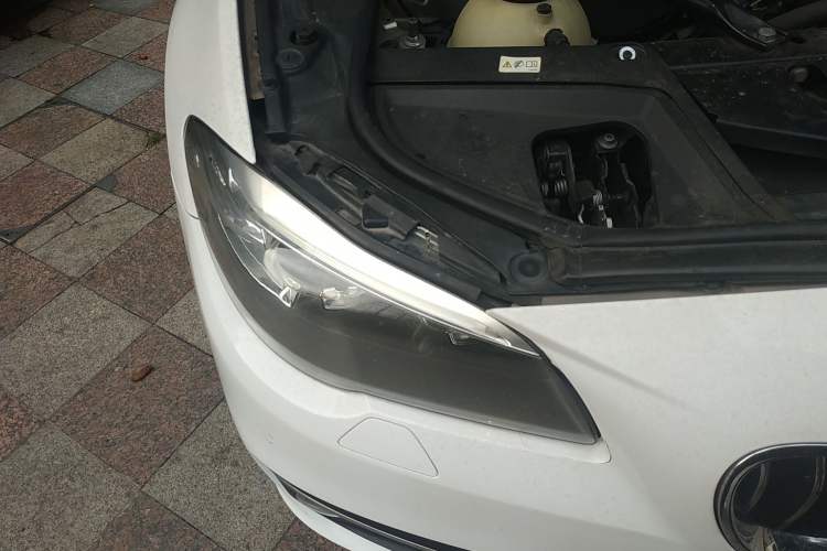 Used BMW 5 Series 2014 528Li Luxury Design Package
