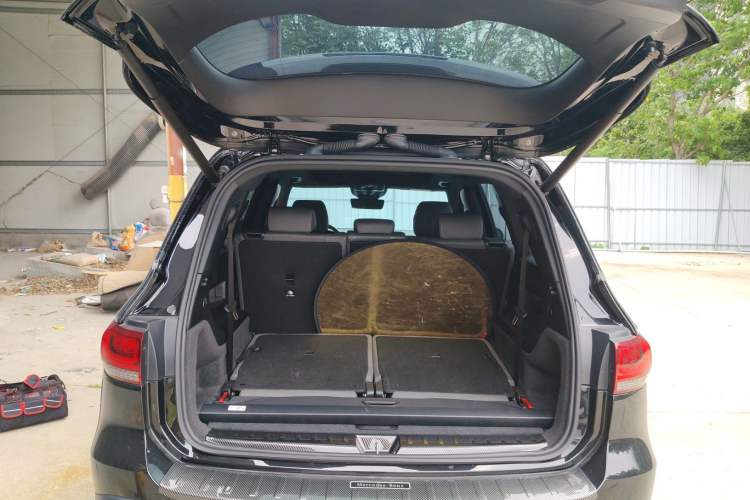 Used Mercedes-Benz EQB 2023-Year Restyled EQB 350 4MATIC Trunk