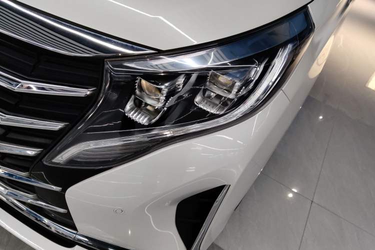 Used GAC Trumpchi M8 2023 Lingxiu Series 390T Prestige Edition
