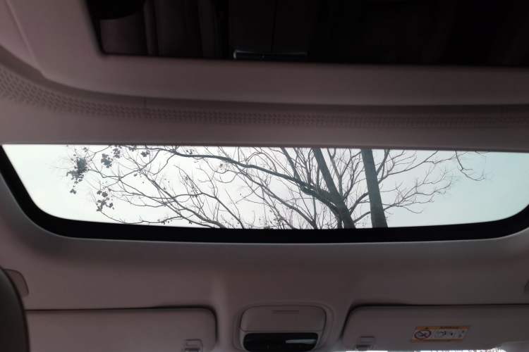 Used XPeng X9 2025 740 Ultra-Long Range Max
