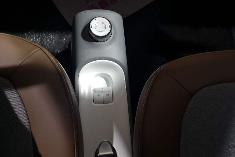 Used Wuling Hongguang MINIEV 2022 GAMEBOY 200km Gaming Edition with Lithium Iron Phosphate