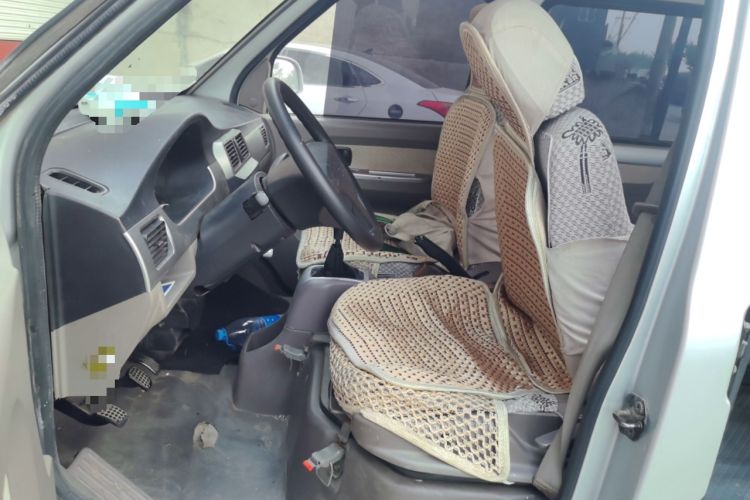 Used Wuling Rongguang 2011 1.2L Base Version Left Front Seat