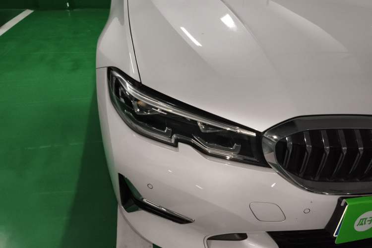 Used BMW 3 Series 2020 325Li First Edition Right Front Headlight