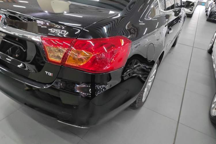 Used Roewe 950 2015 1.8T Luxury Edition
