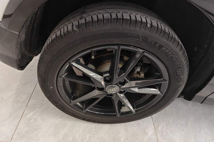 Used Audi Q2L 2021 35 TFSI Progressive Dynamic Edition
