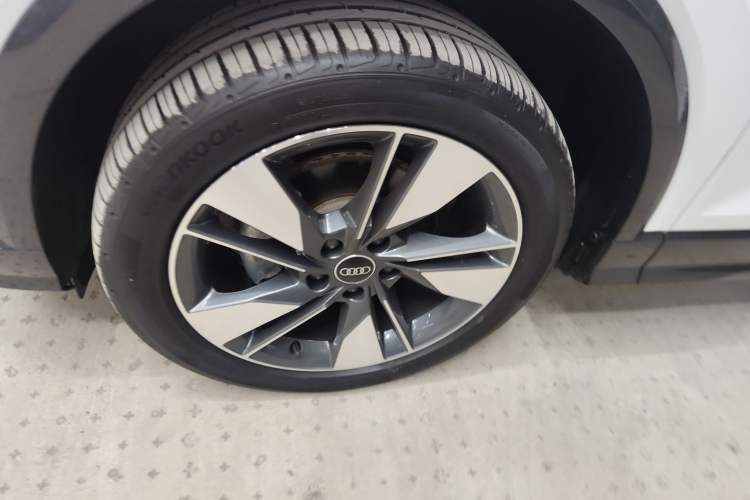 Used Audi Q2L 2022 35 TFSI Fashionable and Elegant Model
