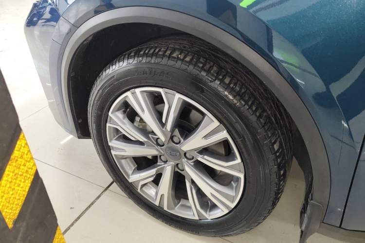 Used Geely Auto Jiajie 2023 Geely Jiaji L 1.5TD DCT Luxury Model
