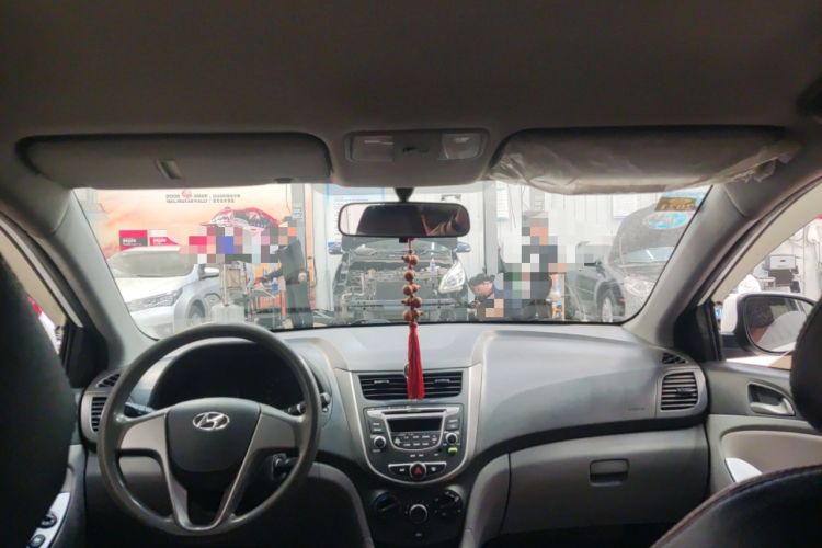 Used Hyundai Verna (older generation) 2014 1.4L Manual Smart GLS Trim
