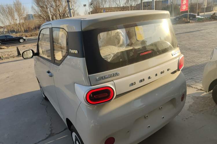 Used Wuling Hongguang MINIEV 2024 3rd Generation 215km Youth Edition
