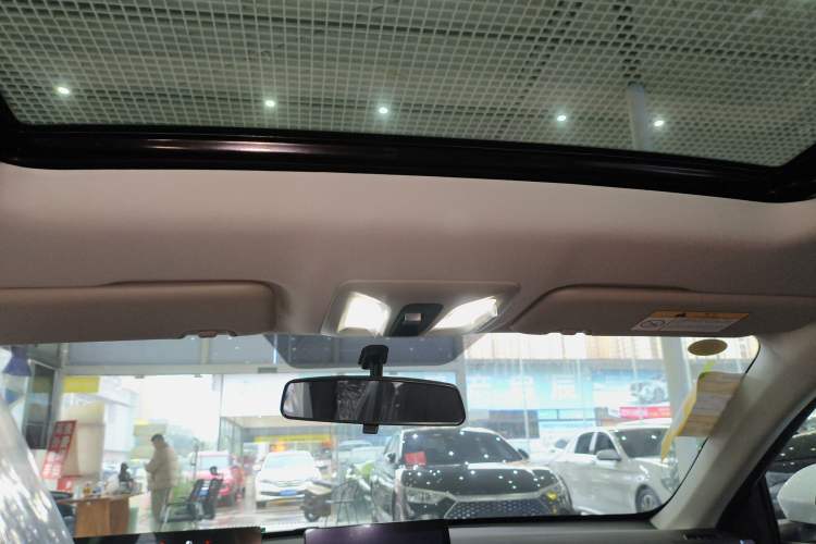 Used Changan Eado 2025 Blue Whale 1.5T 500Bar Prestige Model