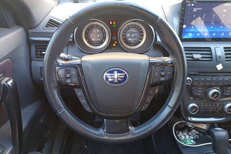 Used Bestune X80 2015 1.8T Automatic Sport Model
