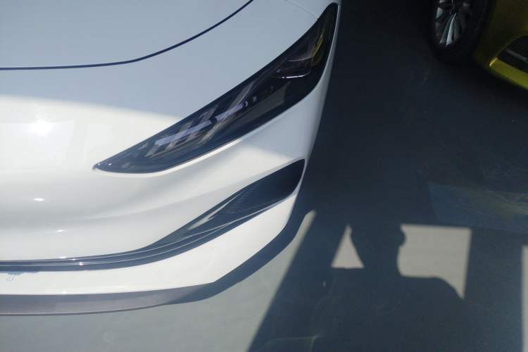 Used Roewe D7 2023 DMH 125km Flagship Edition Left Front Headlight