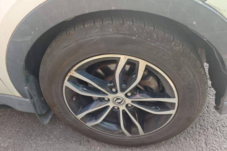 Used Dongfeng Fengon 580 2018 1.5T CVT Luxury Model
