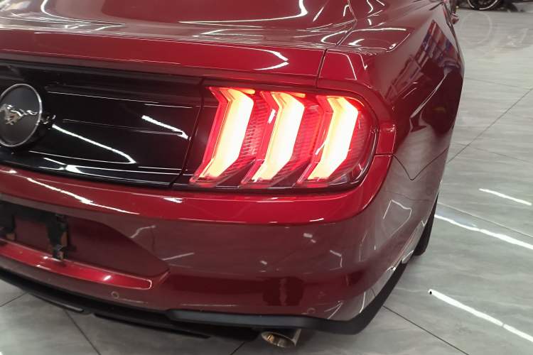 Used Ford Mustang 2018 2.3L EcoBoost

