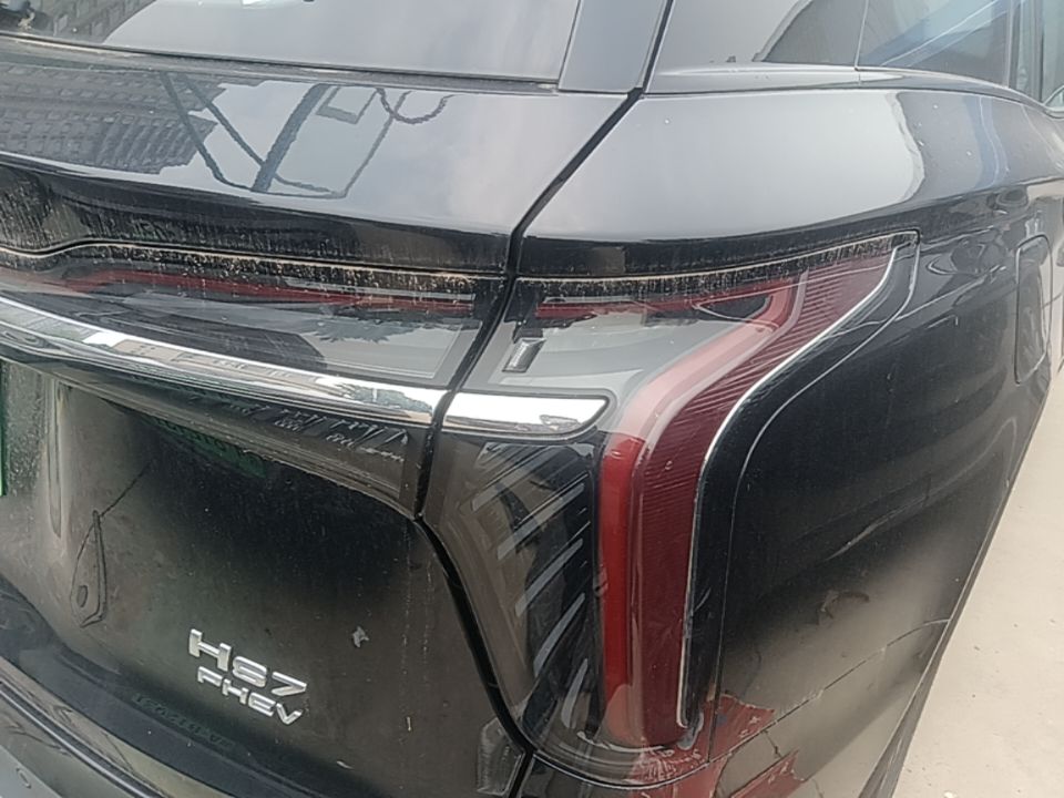 Hongqi HS7 PHEV 2024 2.0T PHEV Four-Wheel Drive Flagship Edition 7 Seats — снимка 9