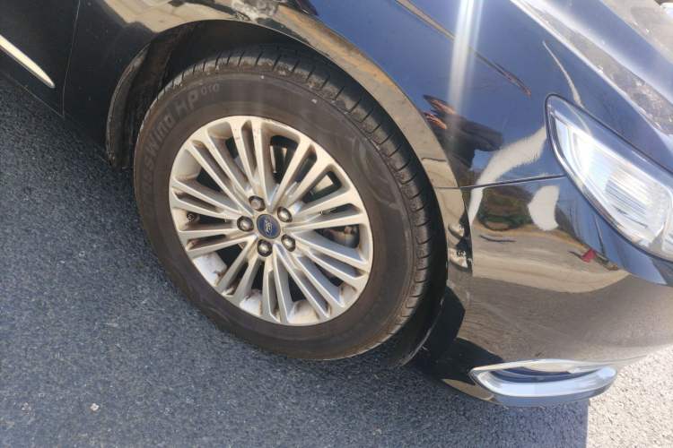 Used Ford Taurus 2017 EcoBoost 245 Fashion Edition
