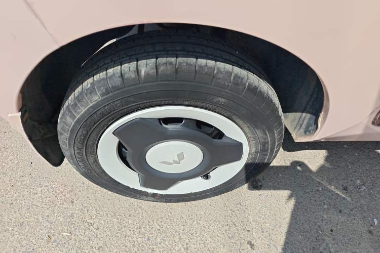 Used Wuling Hongguang MINIEV 2021 Macaron Premium Model – Lithium-NMC