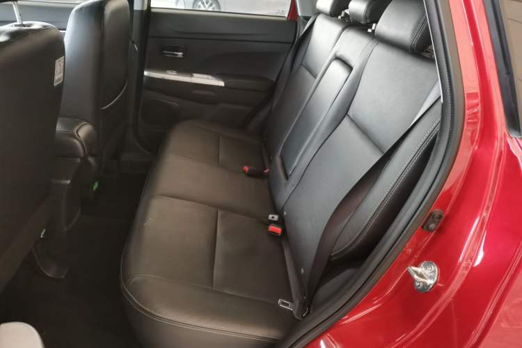 Used Mitsubishi ASX 2016 2.0L CVT Two-Wheel Drive Navigation Edition
