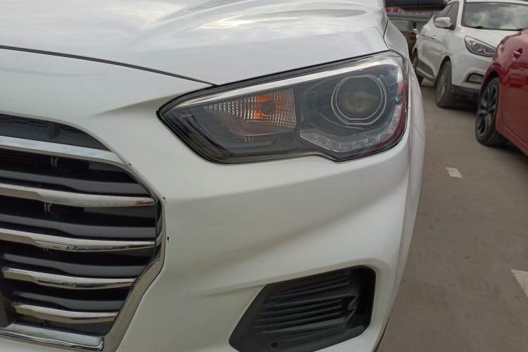 Used Hyundai ix35 2019 2.0L Automatic 2WD Zhiyong·Changxiang Edition China VI Standard
