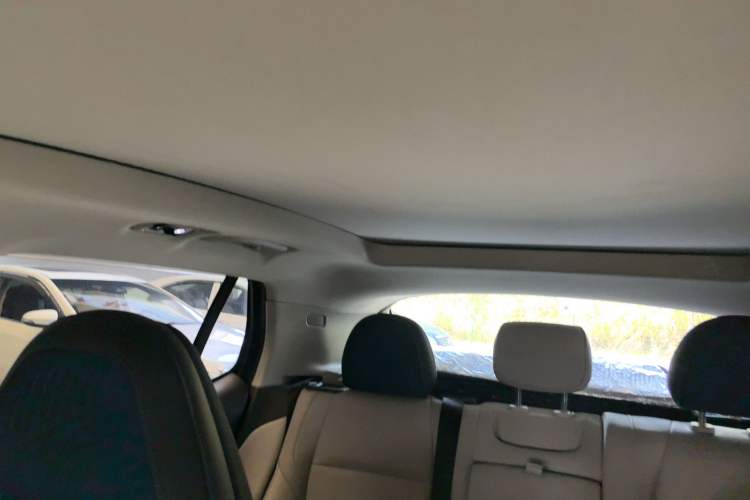 Used Lynk & Co 01 2017 2.0T Two-Wheel Drive Zhaopu Version Headliner