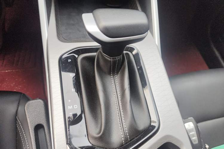 Used Geely Auto Emgrand 2025 4th Generation 1.5L CVT Luxury Version
