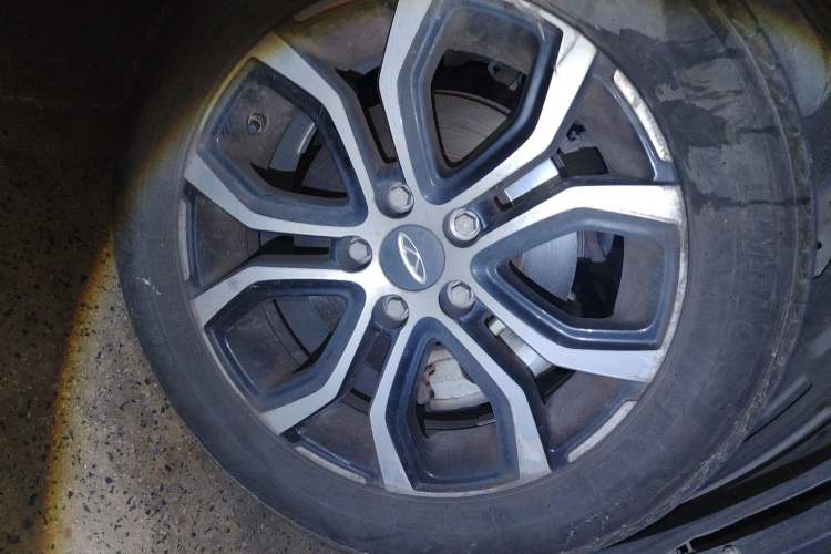 Used Chery New Energy Tiggo 3xe 2018 480 Comfort Edition Right Front Wheel Hub