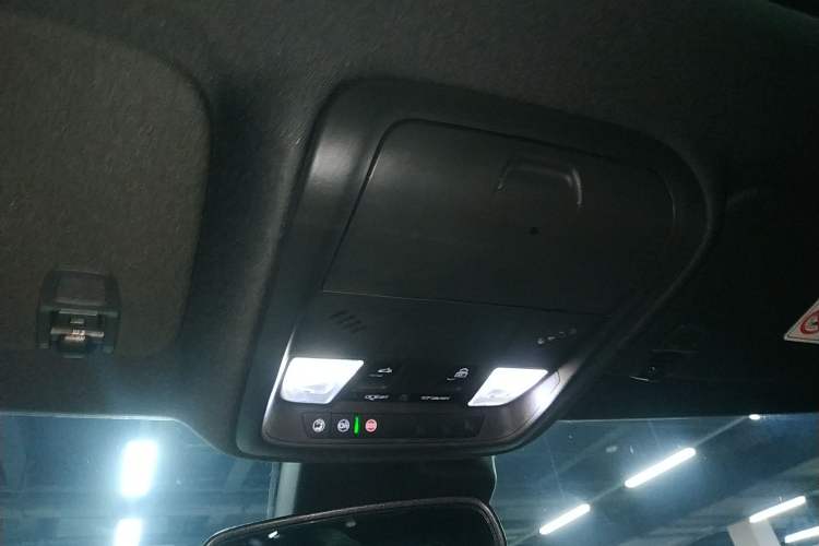 Used Cadillac XT4 2021 28T Four-Wheel Drive Platinum Edition