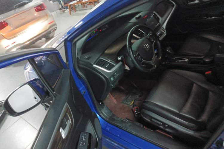 Used Honda Jade 2017 210 TURBO CVT Luxury Edition 5 Seats
