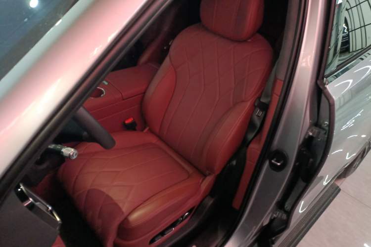 Used Hima AITO M8 2025 Extended-Range Max+ Version 53.4 kWh 5-Seater Edition