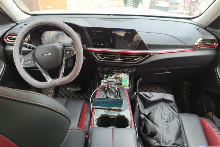 Used CHANGAN OSHAN X5 2021 1.5T DCT Flagship Edition Center Console