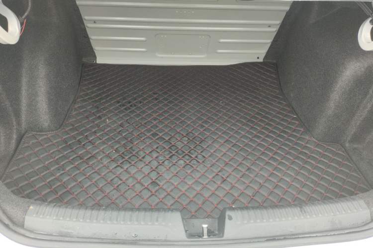 Used Volkswagen Santana 2018 1.5L Automatic Fashion Edition Trunk