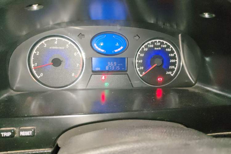 Used Geely Auto Classic Emgrand 2013 Sedan 1.5L Manual Entry-Level Model